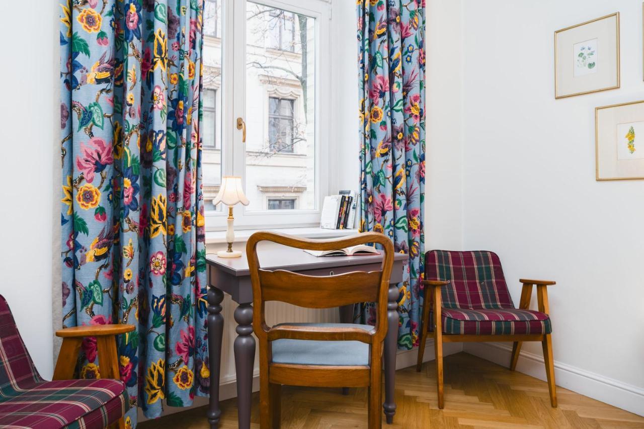 Classy Old Town Suites - By Upstairs Krakkó Kültér fotó