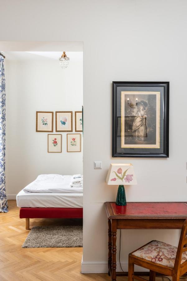 Classy Old Town Suites - By Upstairs Krakkó Kültér fotó