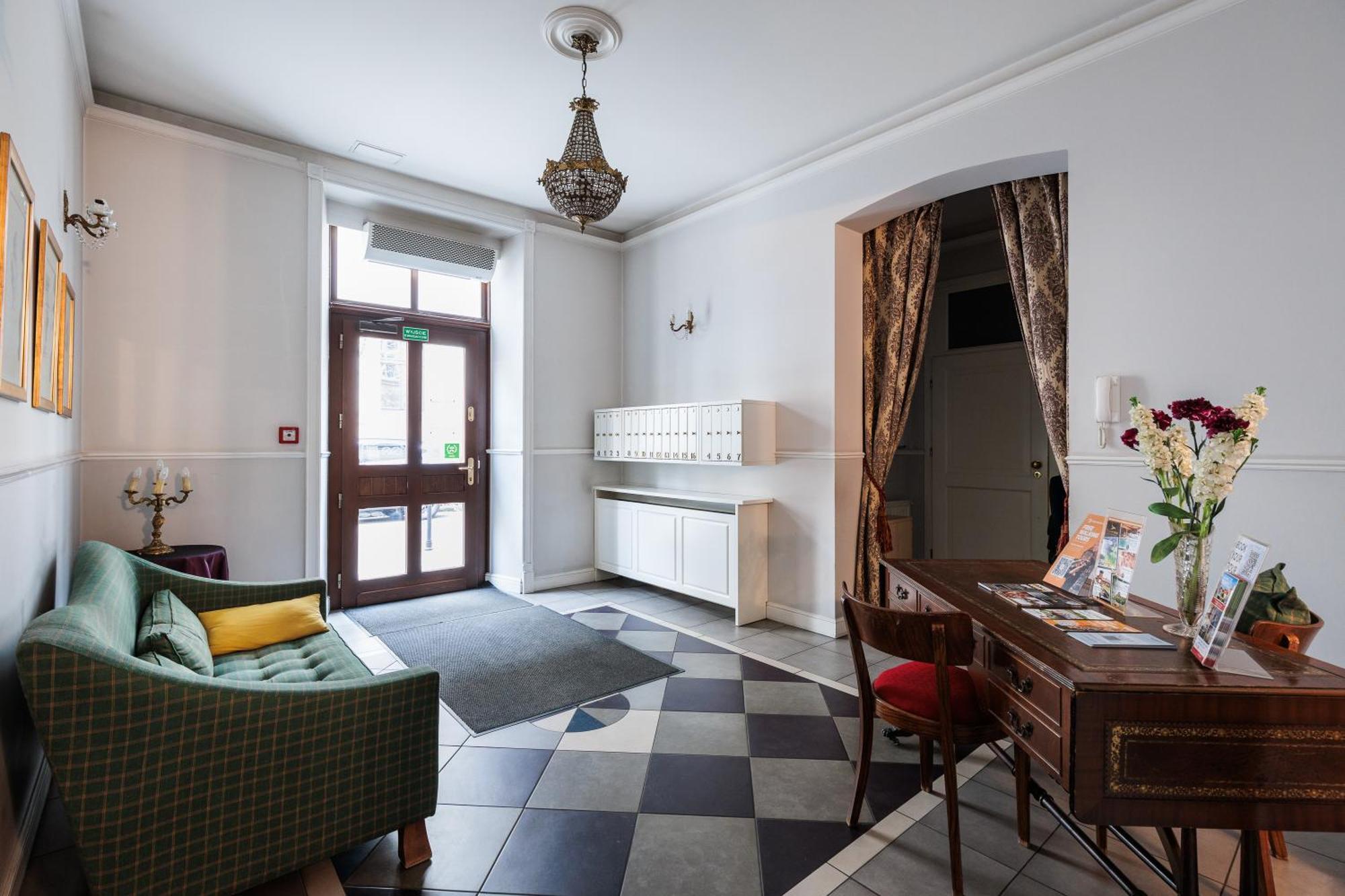 Classy Old Town Suites - By Upstairs Krakkó Kültér fotó
